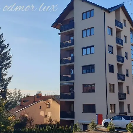 아파트 Planinski Odmor Lux *